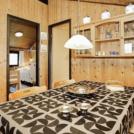 6 Person Holiday In Holiday home